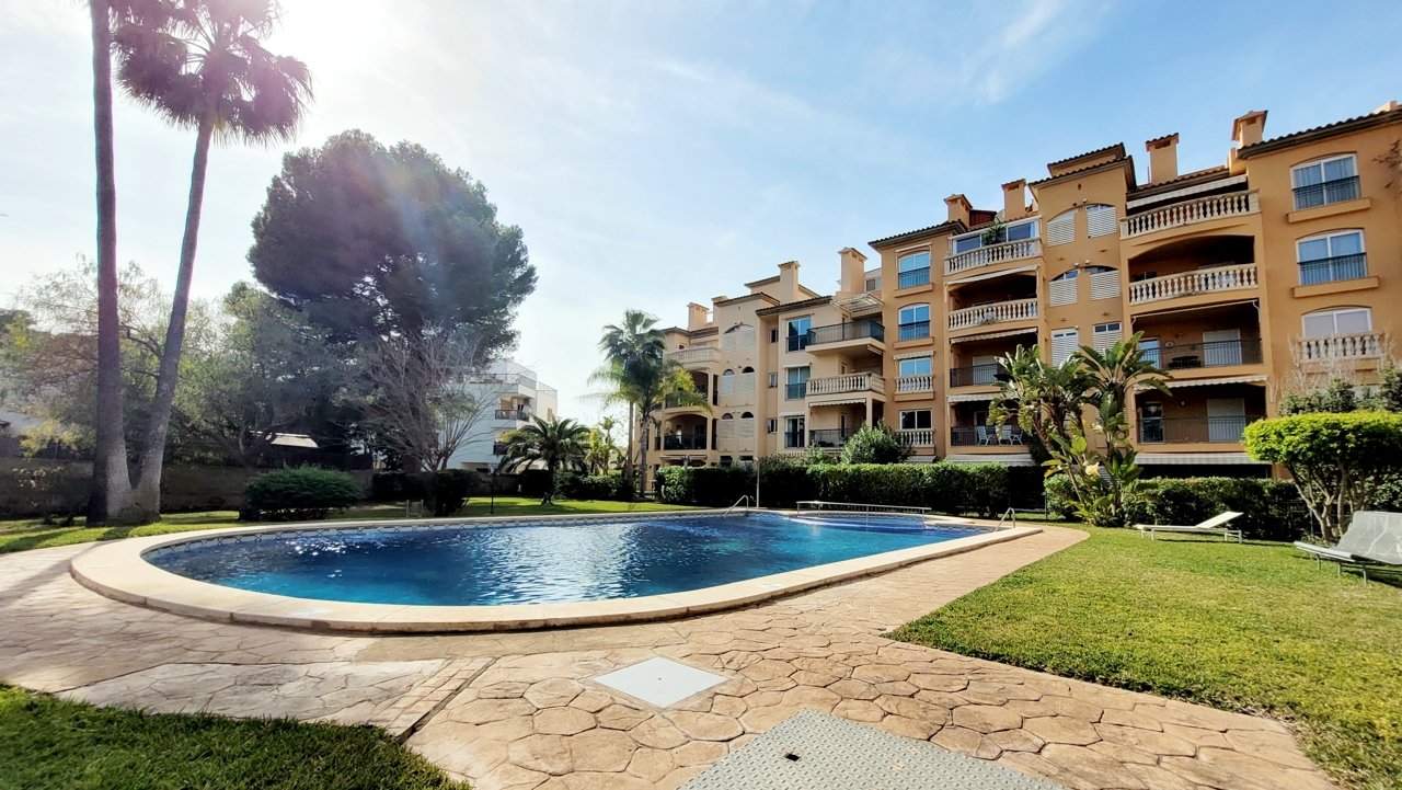 Exklusive Etagenwohnung in repräsentativer Gemeinschaftsanlage an der Playa de Palma