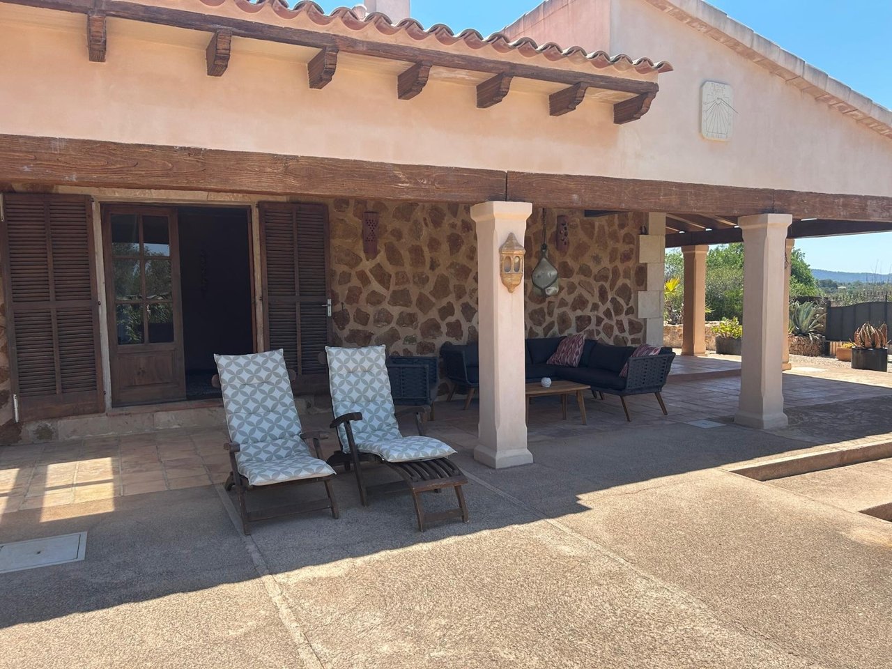 Finca in mallorquinischem Style mit Weitblick und Projekt