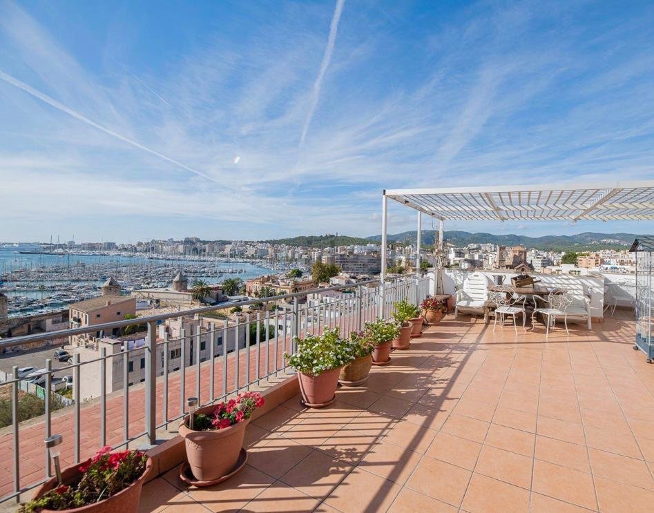 Beeindruckendes Penthouse in Santa Catalina/Palma mit 360º Blick auf Bucht von Palma