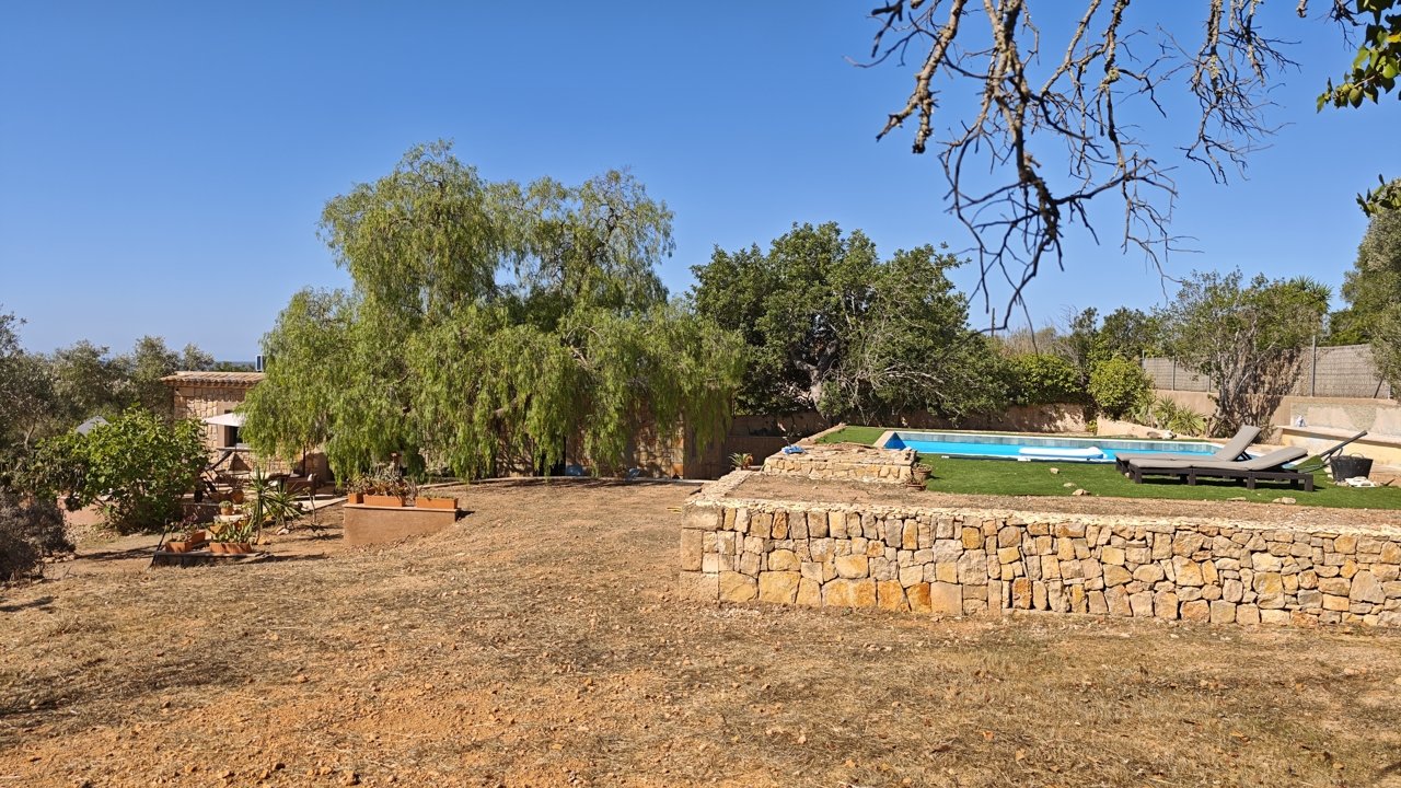 moderne Finca mit einzigartigem Meer-Weitblick