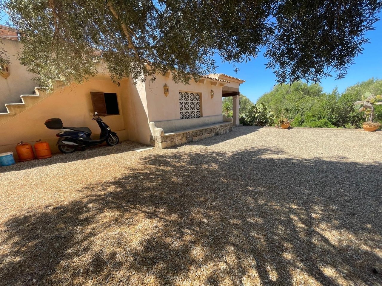 Finca in mallorquinischem Style mit Weitblick und Projekt