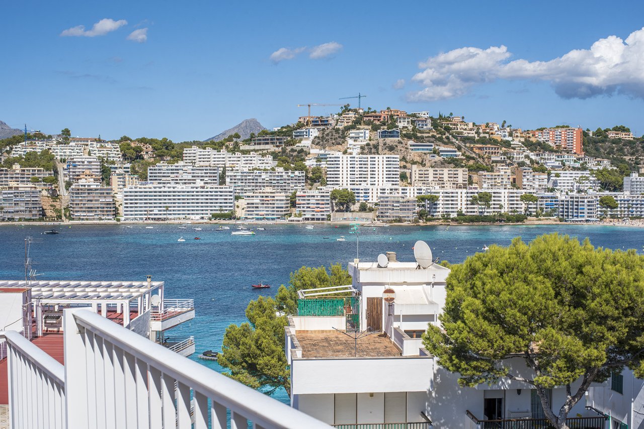 Penthouse mit Blick über die Bucht von Santa Ponca