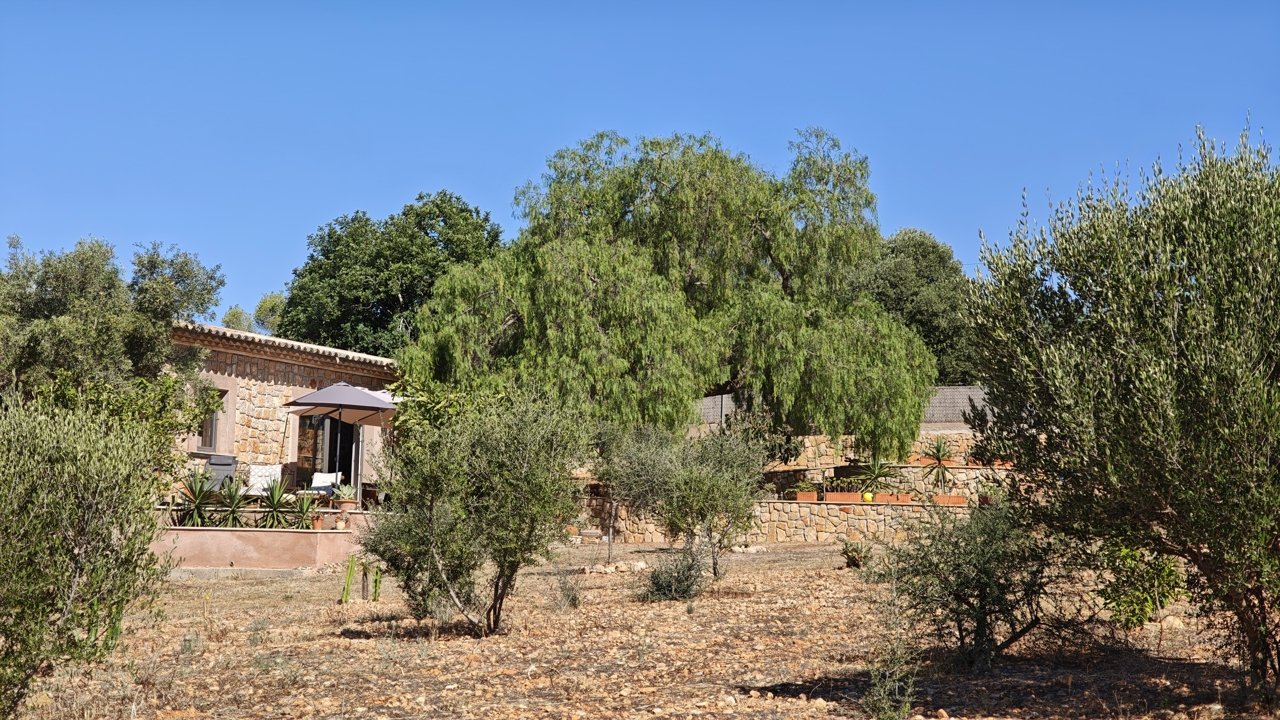 moderne Finca mit einzigartigem Meer-Weitblick