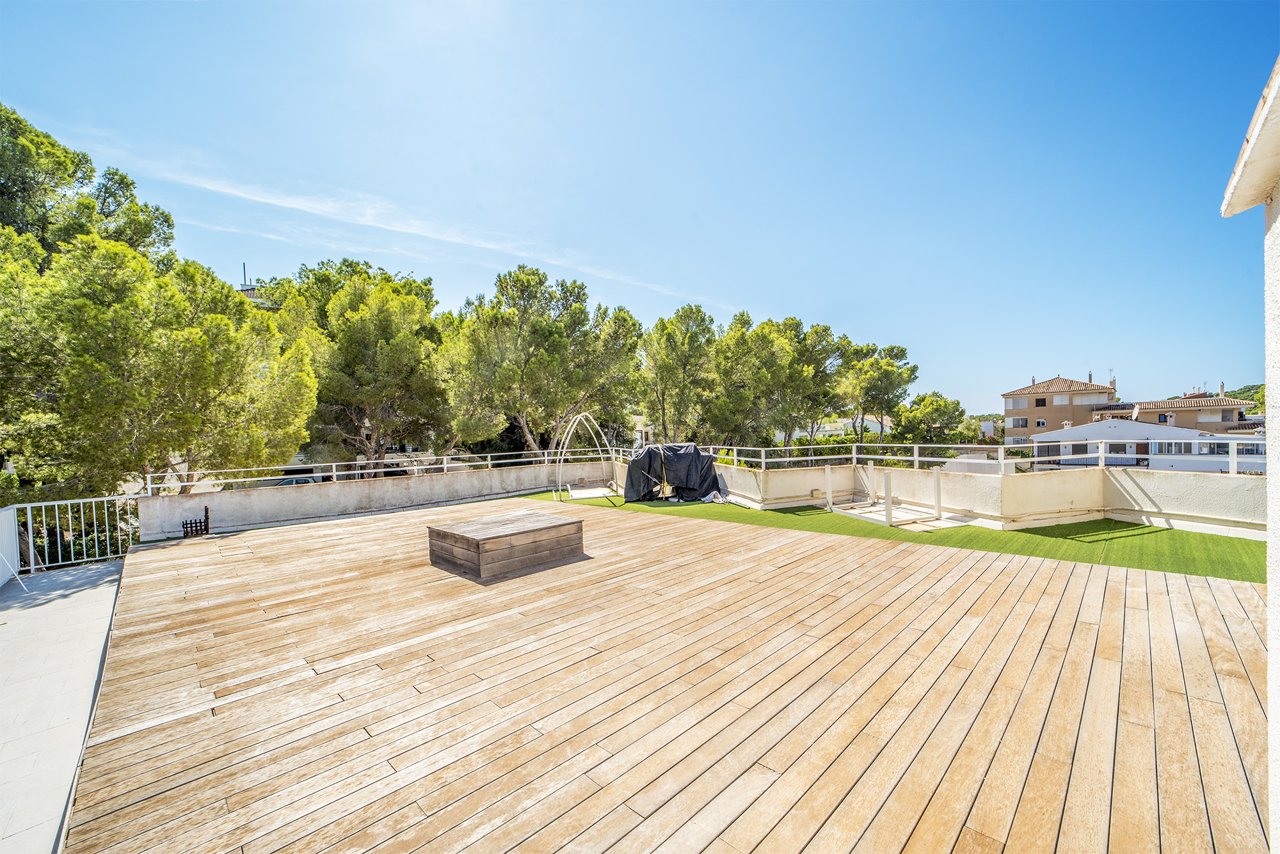 Penthouse avec vue sur la baie de Santa Ponsa