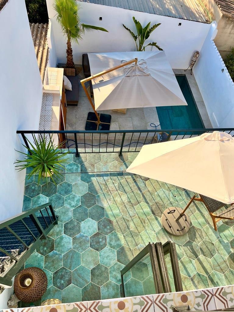 Luxuriöses Stadthaus mit Pool