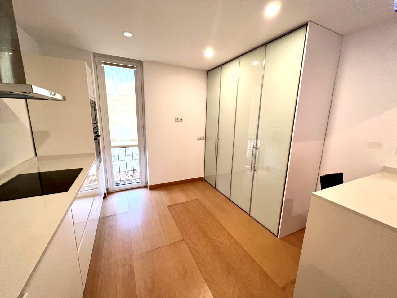 Exclusive Residenz: Traumhafte Wohnung in erster Meereslinie in luxuriöser Wohnanlage