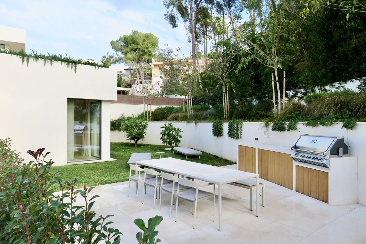 Luxus-Neubau Villa in Portals Nous