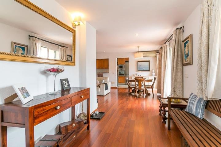 Großzügiges Penthouse in Bonanova