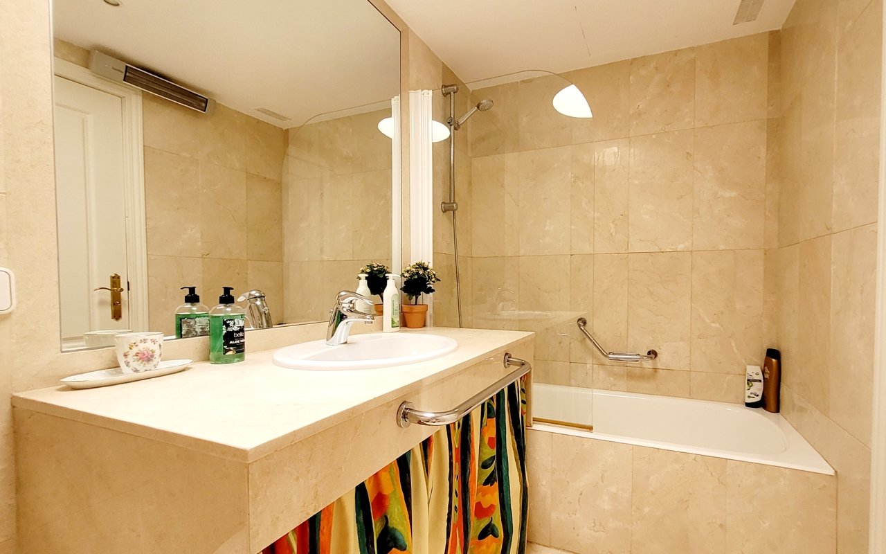 Badezimmer 1 Badezimmer 1