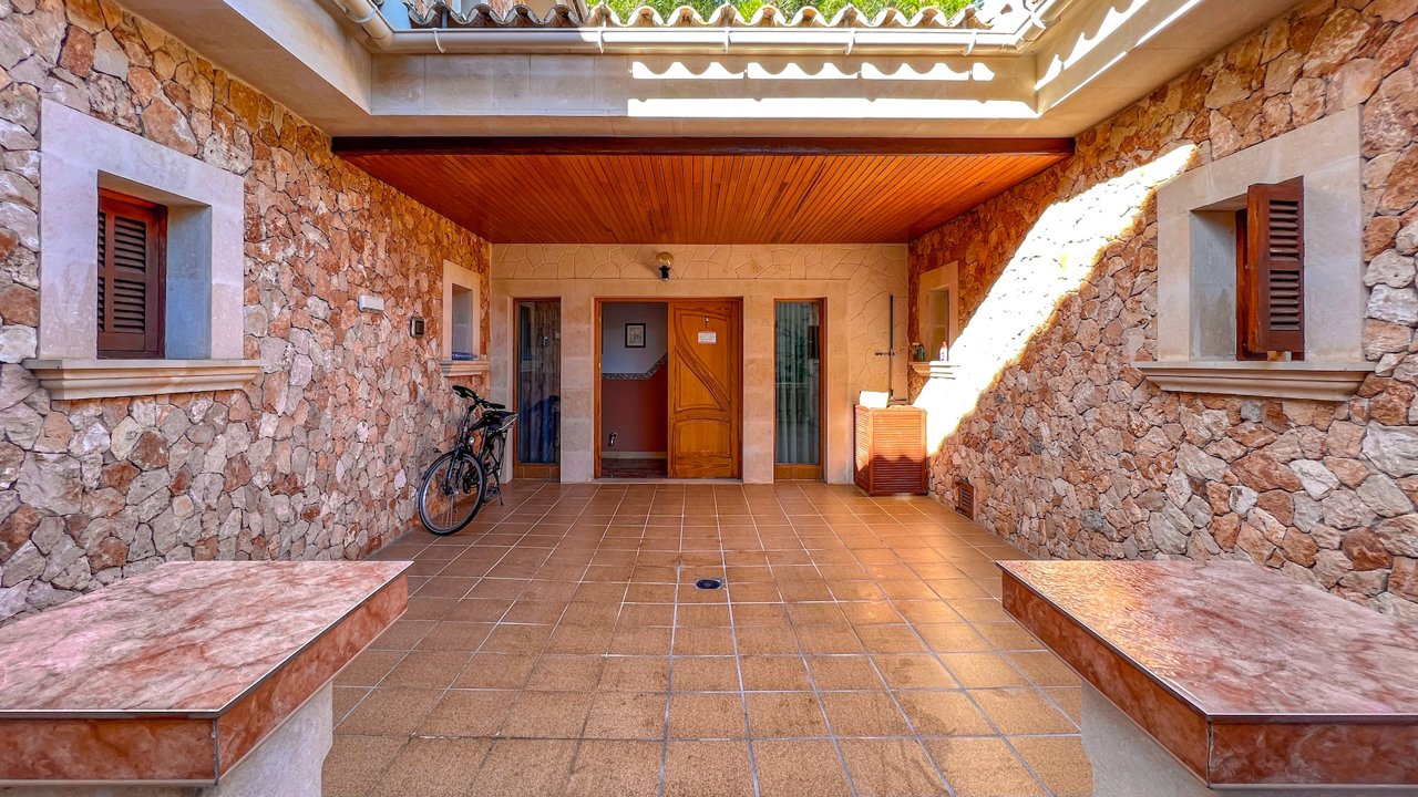 Renovierungs-/Investitionsobjekt: Stein-Villa an der Playa de Palma