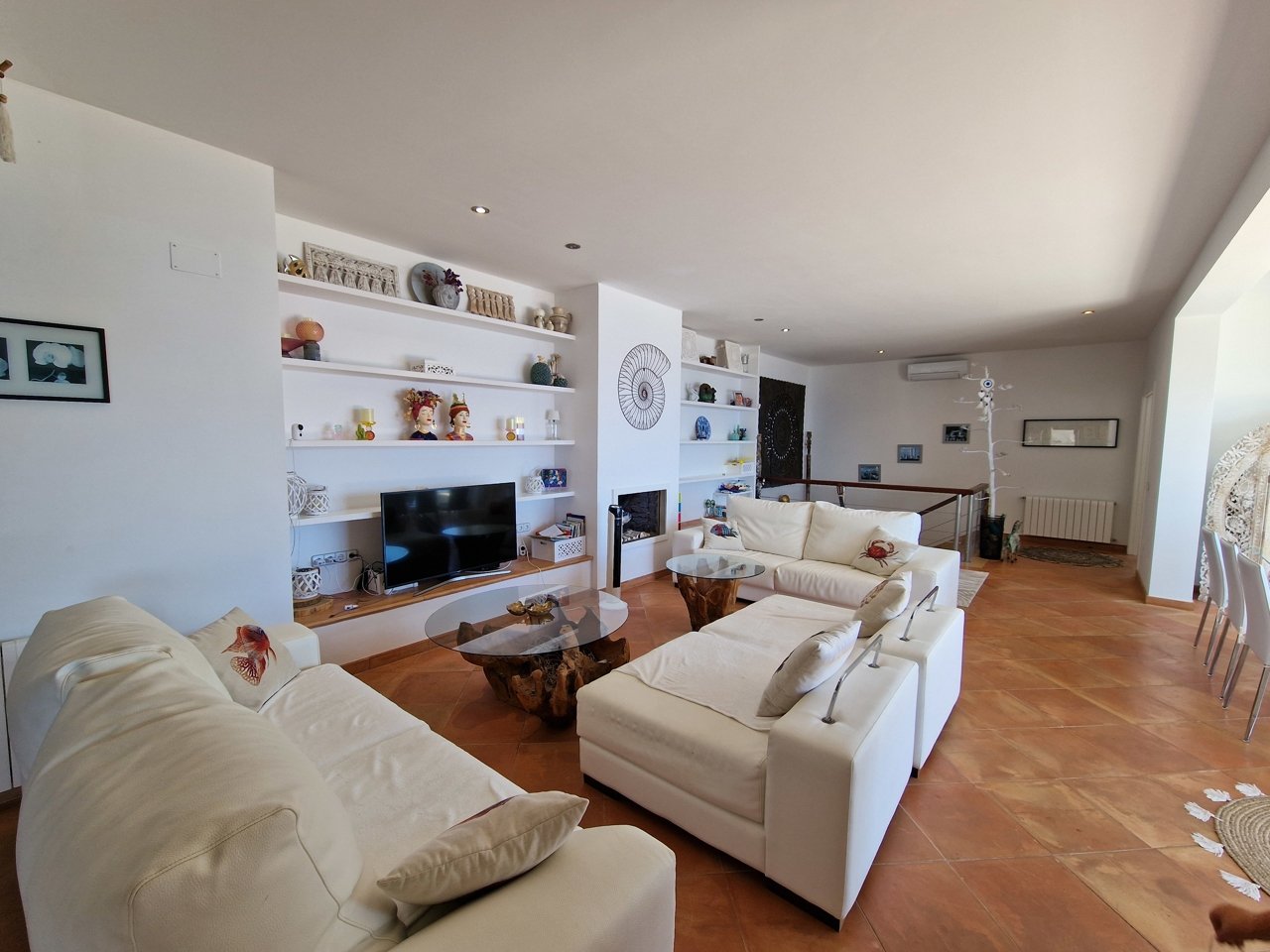 Luxuriöse Villa mit einzigartigem Blick und eigenem Meerzugang