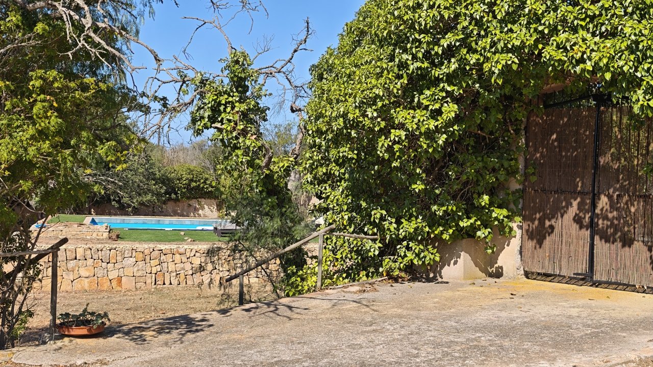 moderne Finca mit einzigartigem Meer-Weitblick