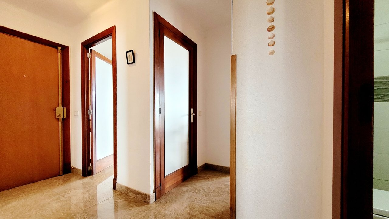 Mallorquinische Etagenwohnung mit Traum-Meerblick an der Playa de Palma