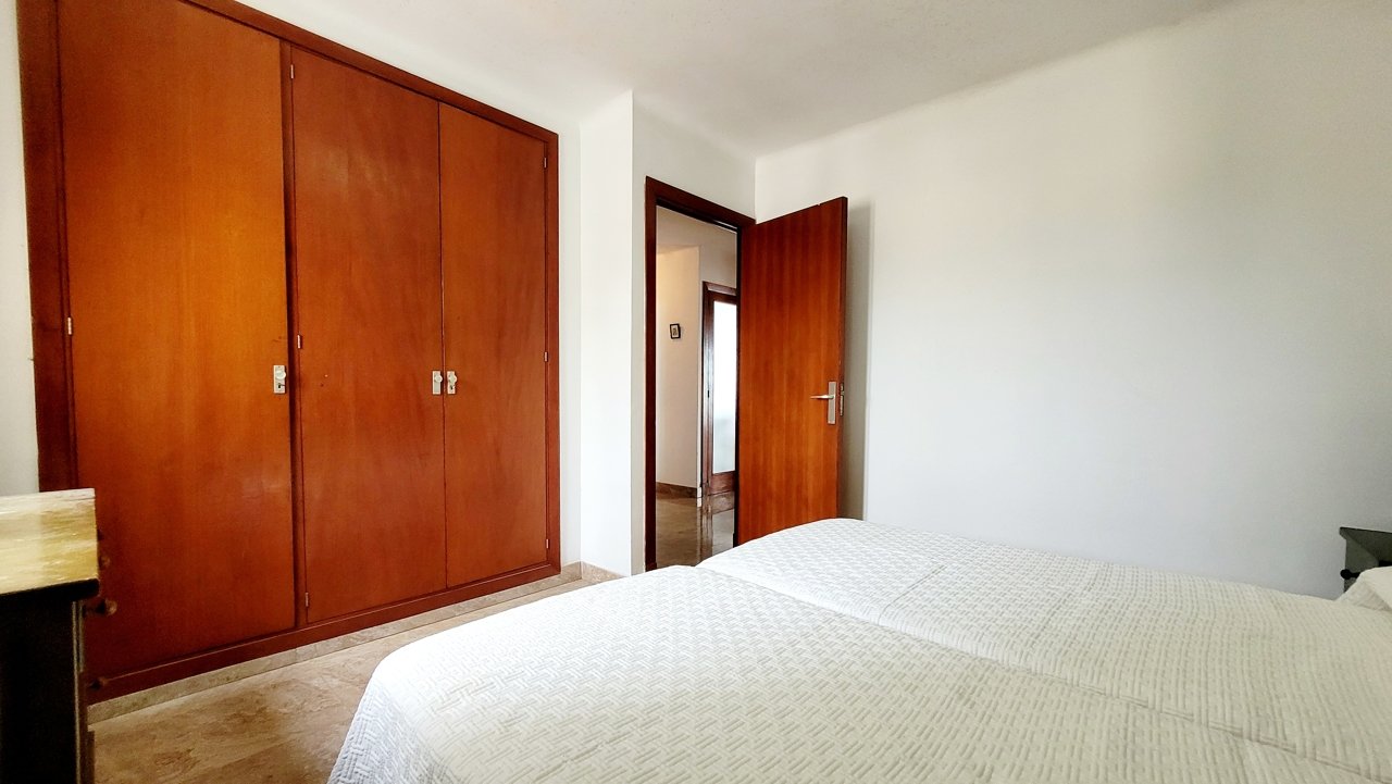 Mallorquinische Etagenwohnung mit Traum-Meerblick an der Playa de Palma