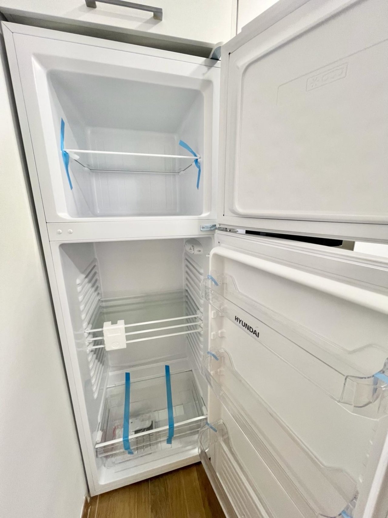 Kühl/Gefrierschrank Kühl/Gefrierschrank