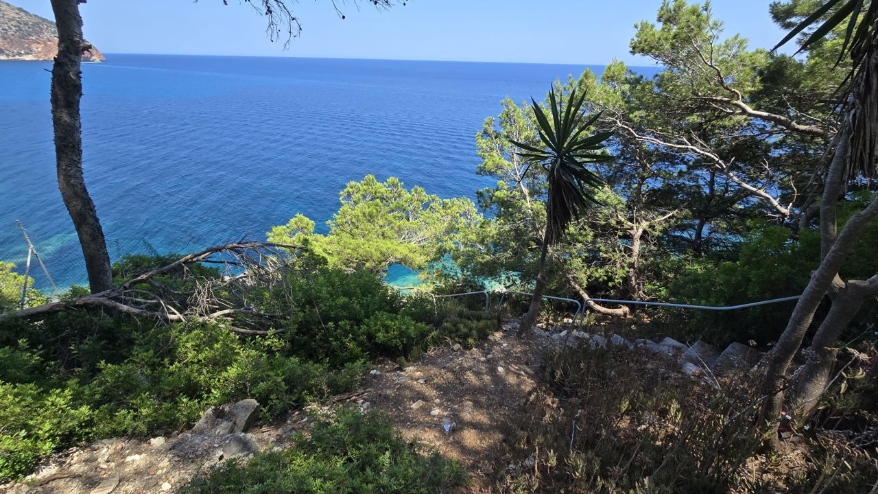 Luxuriöse Villa mit einzigartigem Blick und eigenem Meerzugang