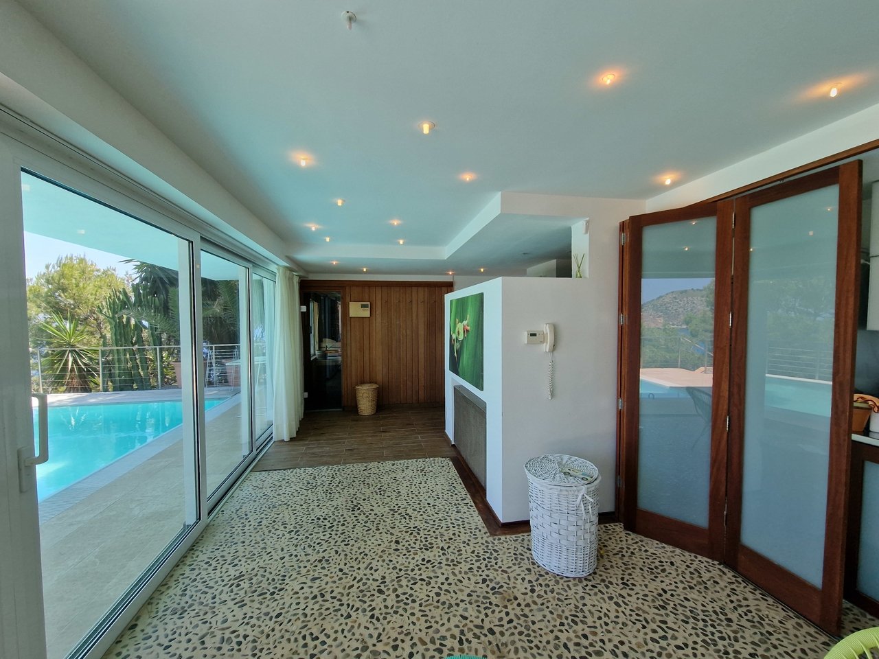 Luxuriöse Villa mit einzigartigem Blick und eigenem Meerzugang