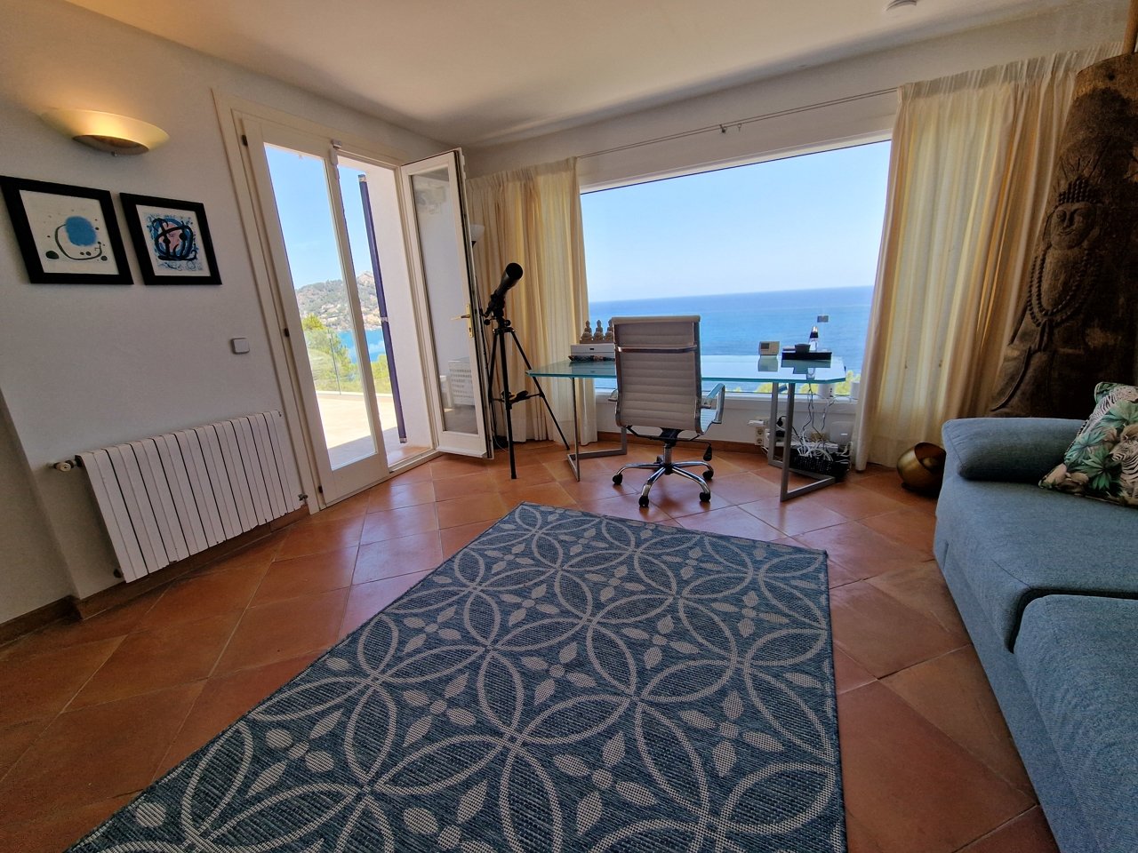 Luxuriöse Villa mit einzigartigem Blick und eigenem Meerzugang