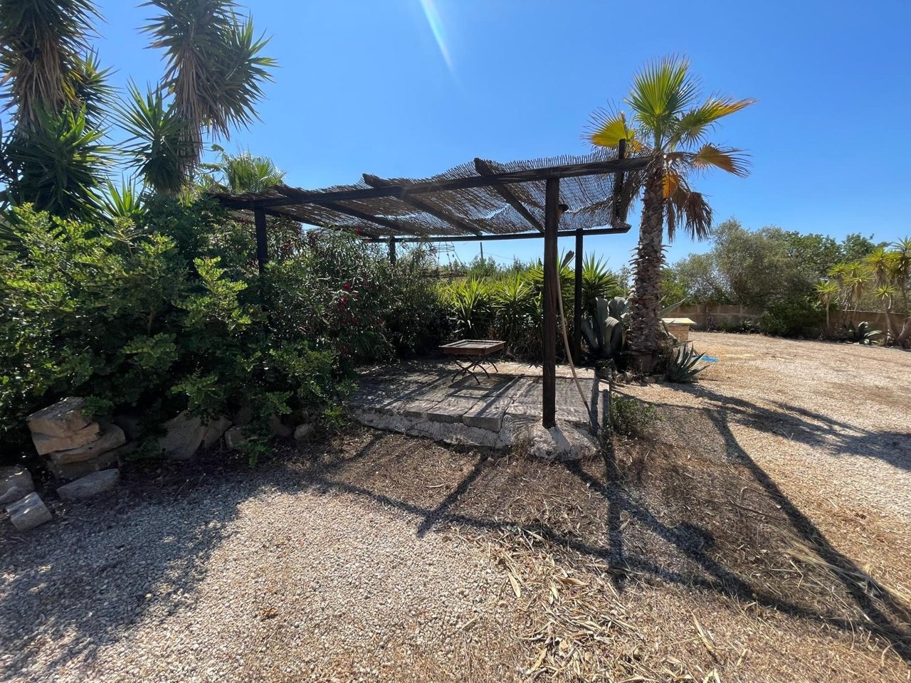Finca in mallorquinischem Style mit Weitblick und Projekt